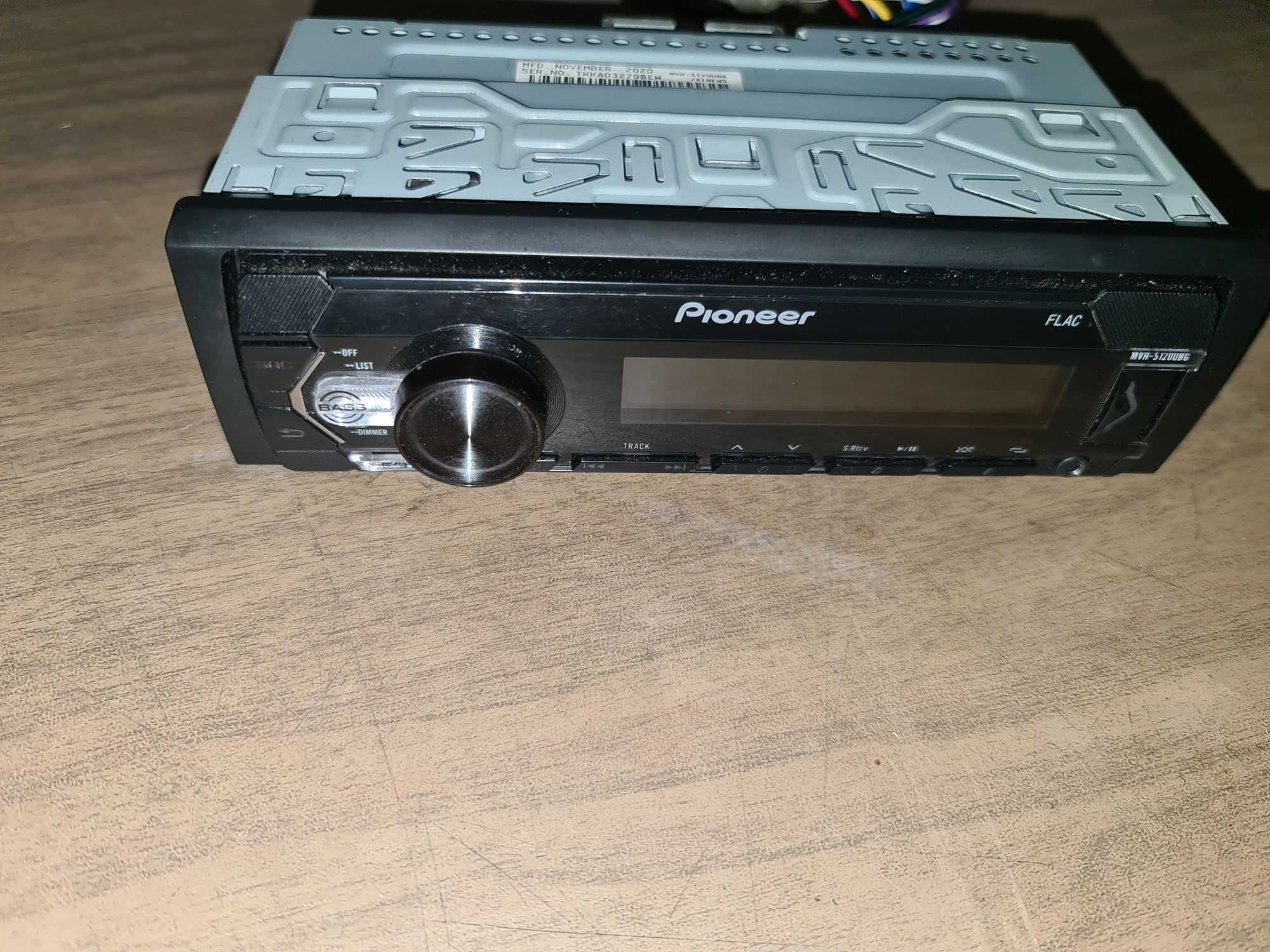 Rádio Pioneer como novo