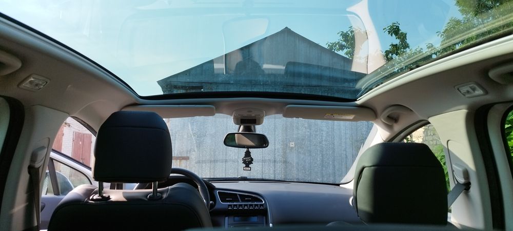 Peugeot  3008 1.6  Панорама 149000км. Швейцарія