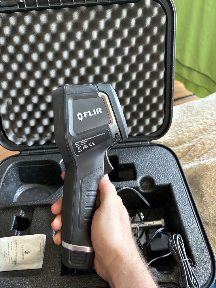 Kamera termowizyjna FLIR E6