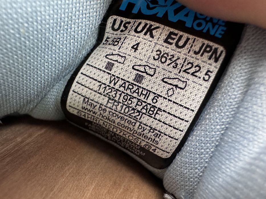 Оригінал Кросівки Hoka One One Arahi 6 Розмір 36.5 Взуття