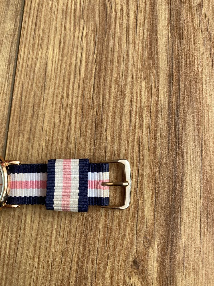 Zegarek Daniel Wellington biało/granatowo/różowy