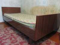 Односпальная кровать + тумбочка / односпальне ліжко