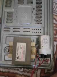 Transformator wraz z kondensatorem do mikrofalówki - komplet
