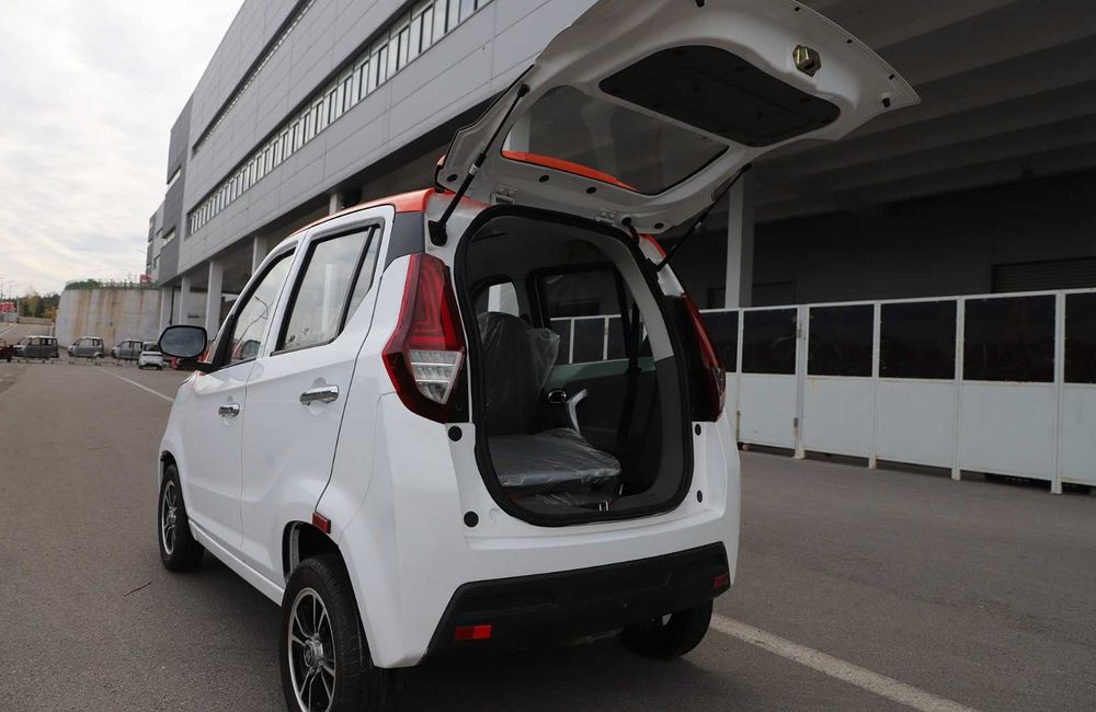 Keyu A901 Carro Elétrico 4 Portas (Categoria L7e)