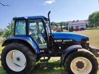 Ciągnik rolniczy New Holland 8160