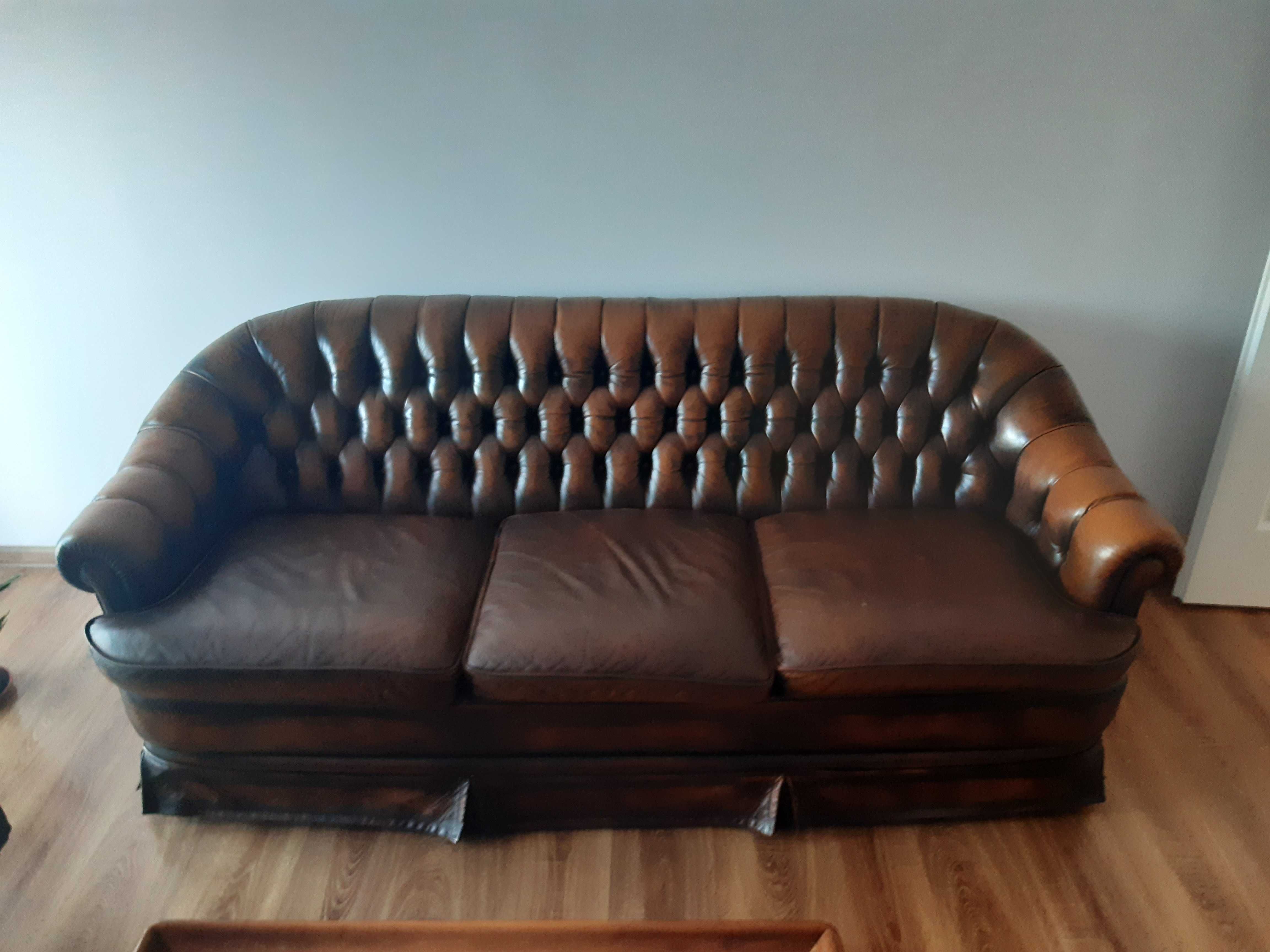 Stylowa sofa ze skóry
