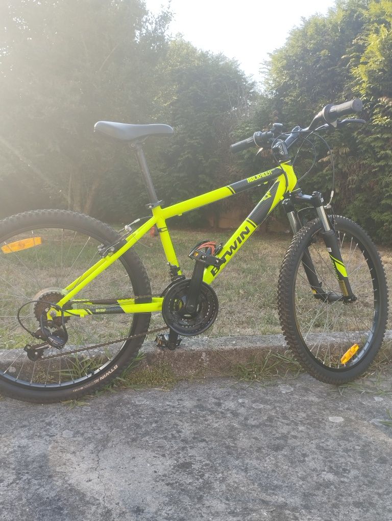 Bicicleta BTWIN Rockrider 500 em bom estado