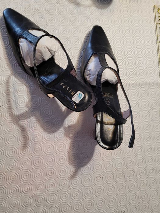 Sapatos de salto alto