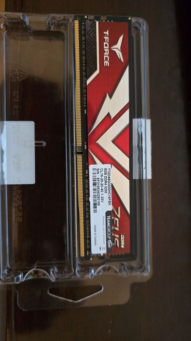 TEAMGROUPA-8GB-DDR4-3200Mhz