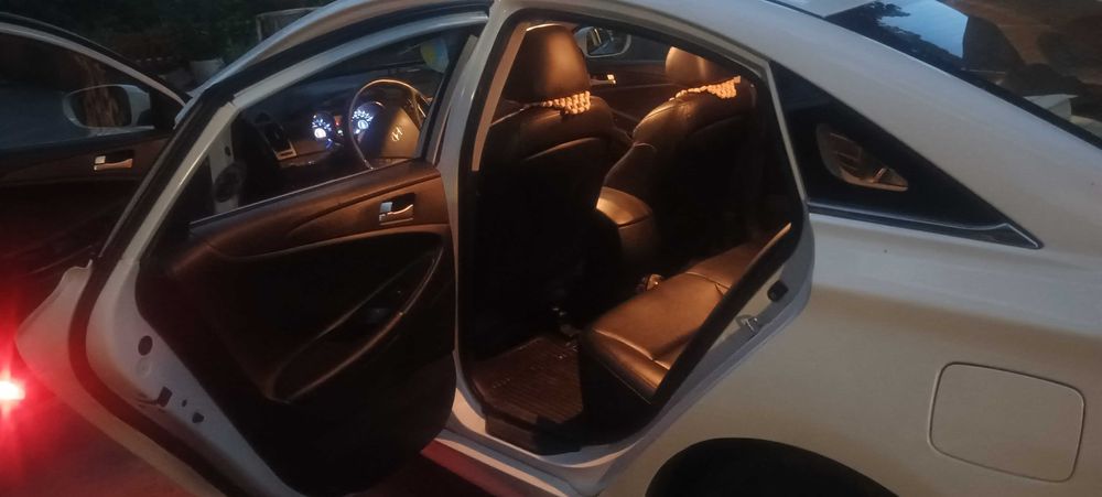 Hyundai Sonata Гибрид 2010 року