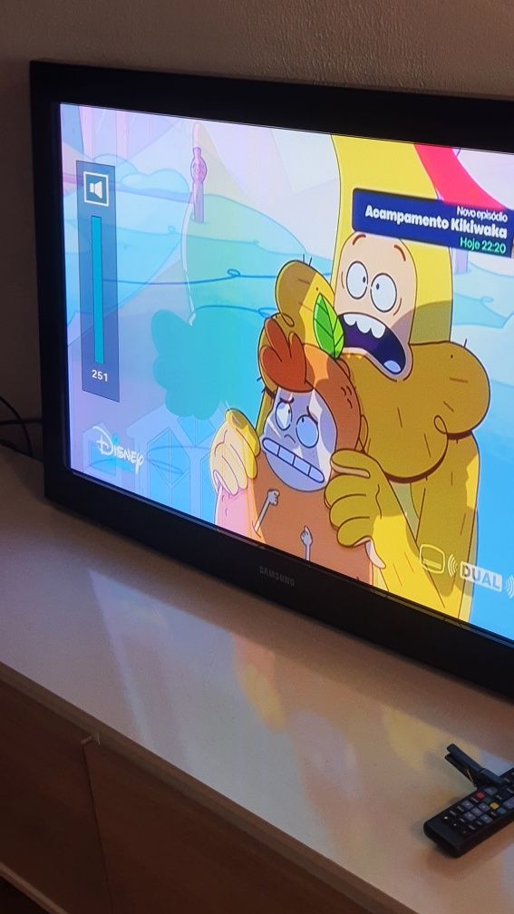 Tv LCD Samsung   está disponível para entrega imediata