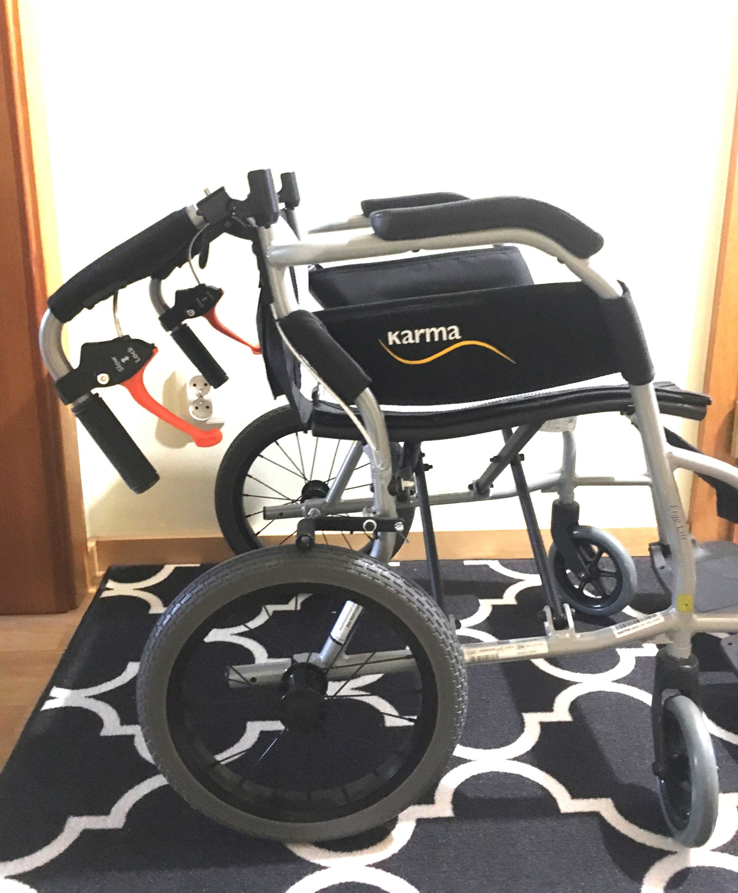 Podróżny wózek inwalidzki Karma  KM-2501