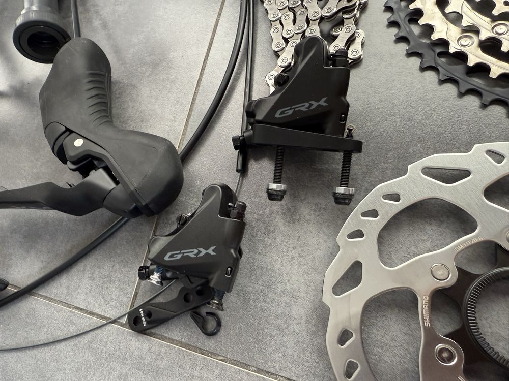 Pelna grupa Shimano GRX 610/822