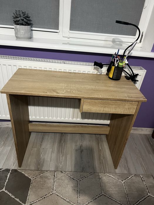 Стіл письмовий, парта