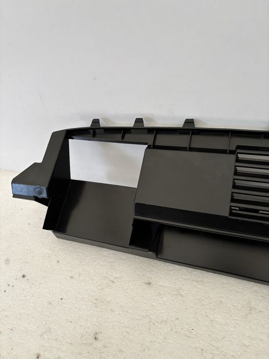 Kierownica powietrza wlot Berlingo IV 18- Rifter Combo E Proace