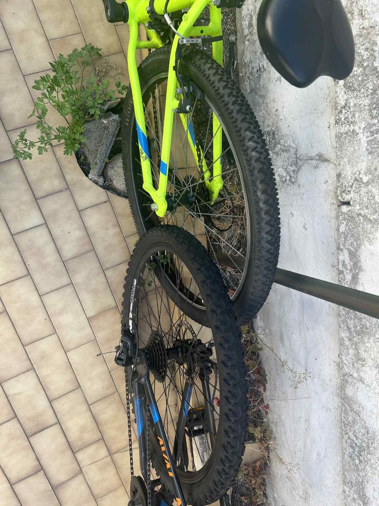 Bicicletas em bom eatado pouco usadas