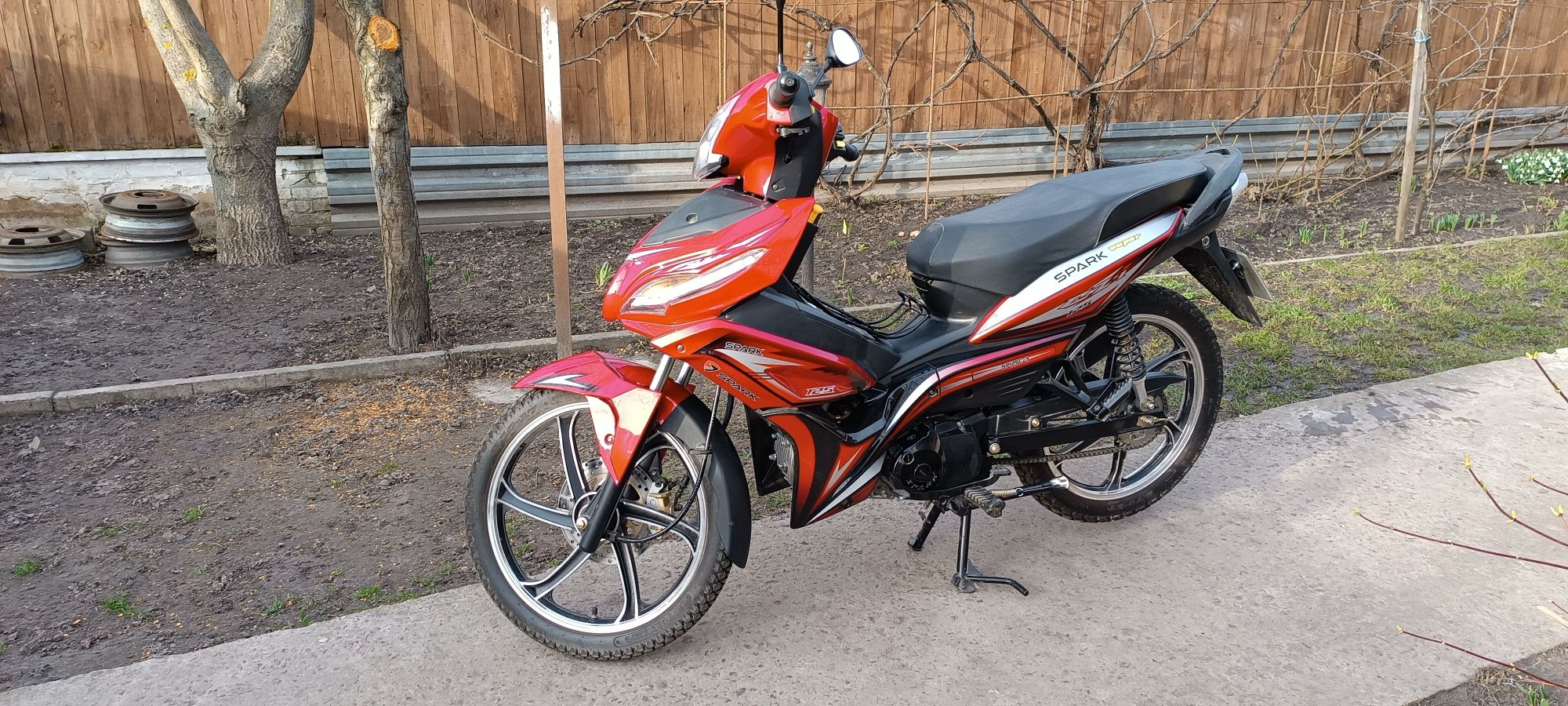 Продам SPARK125C-3