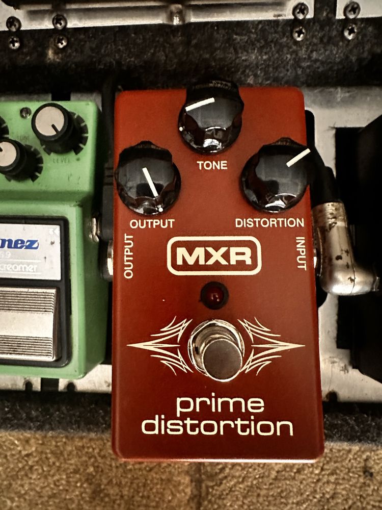 Uni Vibe, JHS AT+, MXR Prime Od, Boss RC, POG