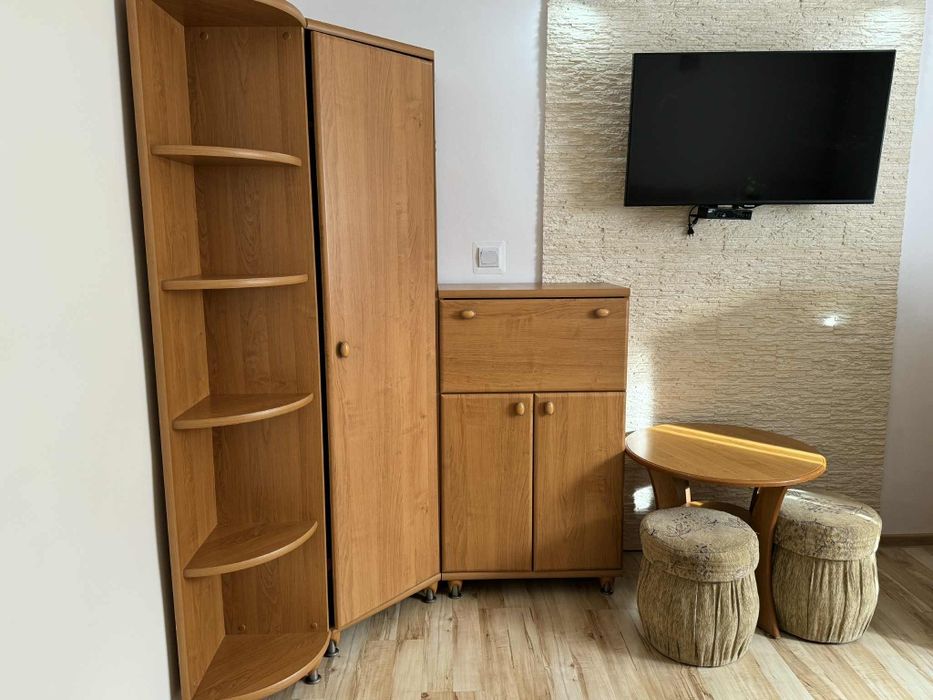 Zestaw mebli olchowych szafa regał barek stolik + pufy