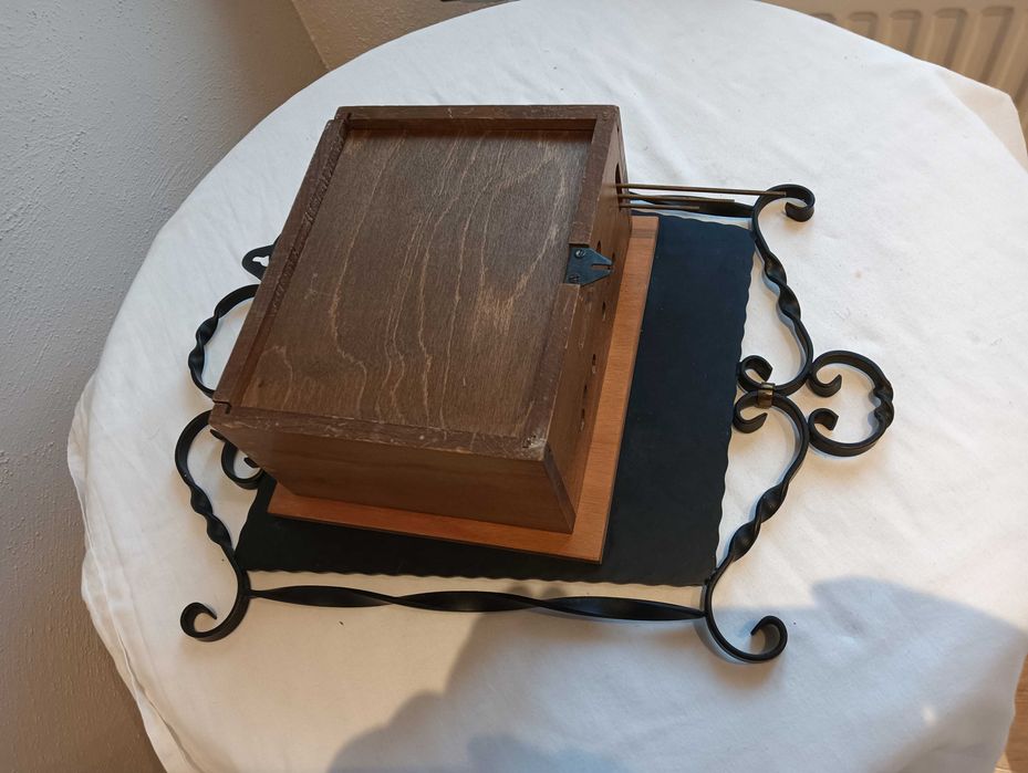 Stara skrzynia do zegara + struny