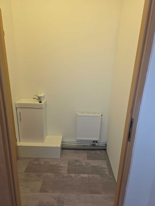 atrakcyjny lokal 40 m² z zapleczem-handel, usługi, gotowy do działania