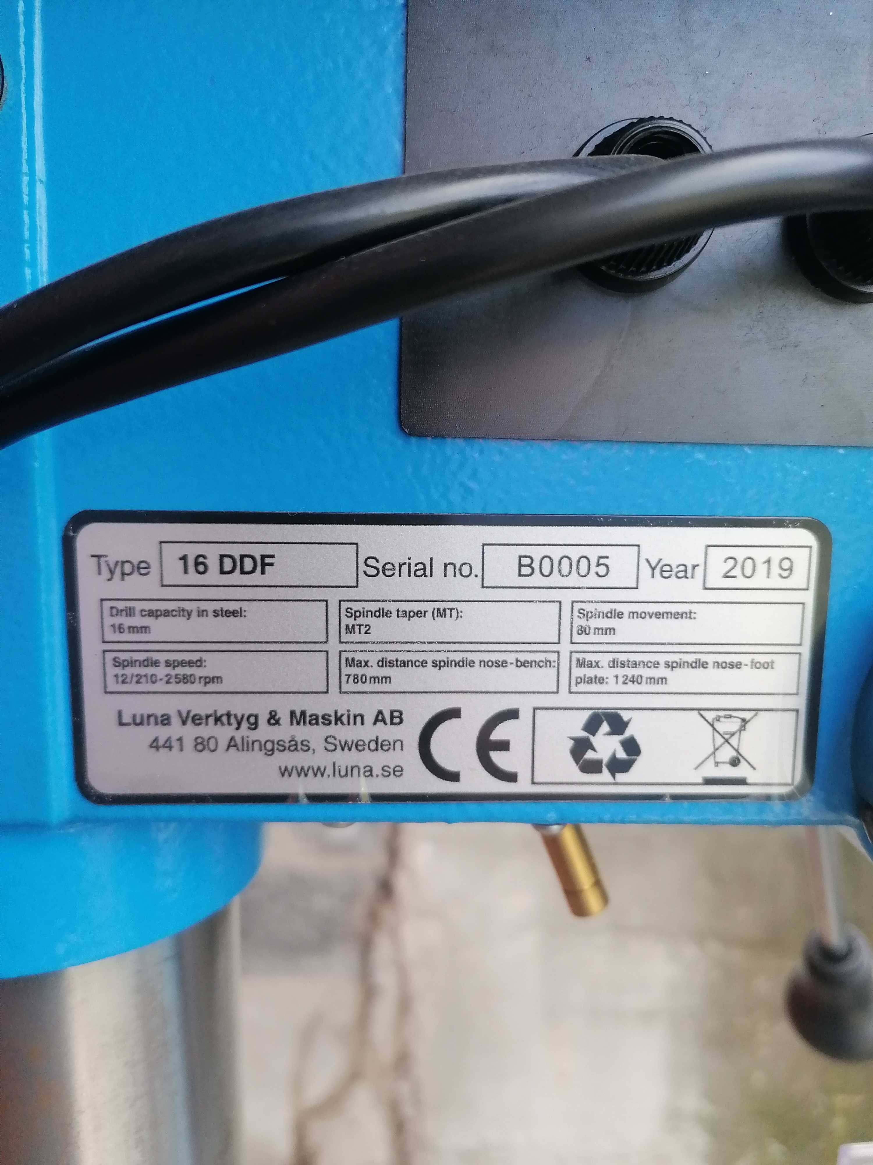 Wiertarka kolumnowa FERAX 16 DDF  Plus uchwyt wiertarski 20mm+imadło