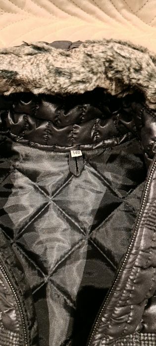 Kurtka zimowa czarna r 140
