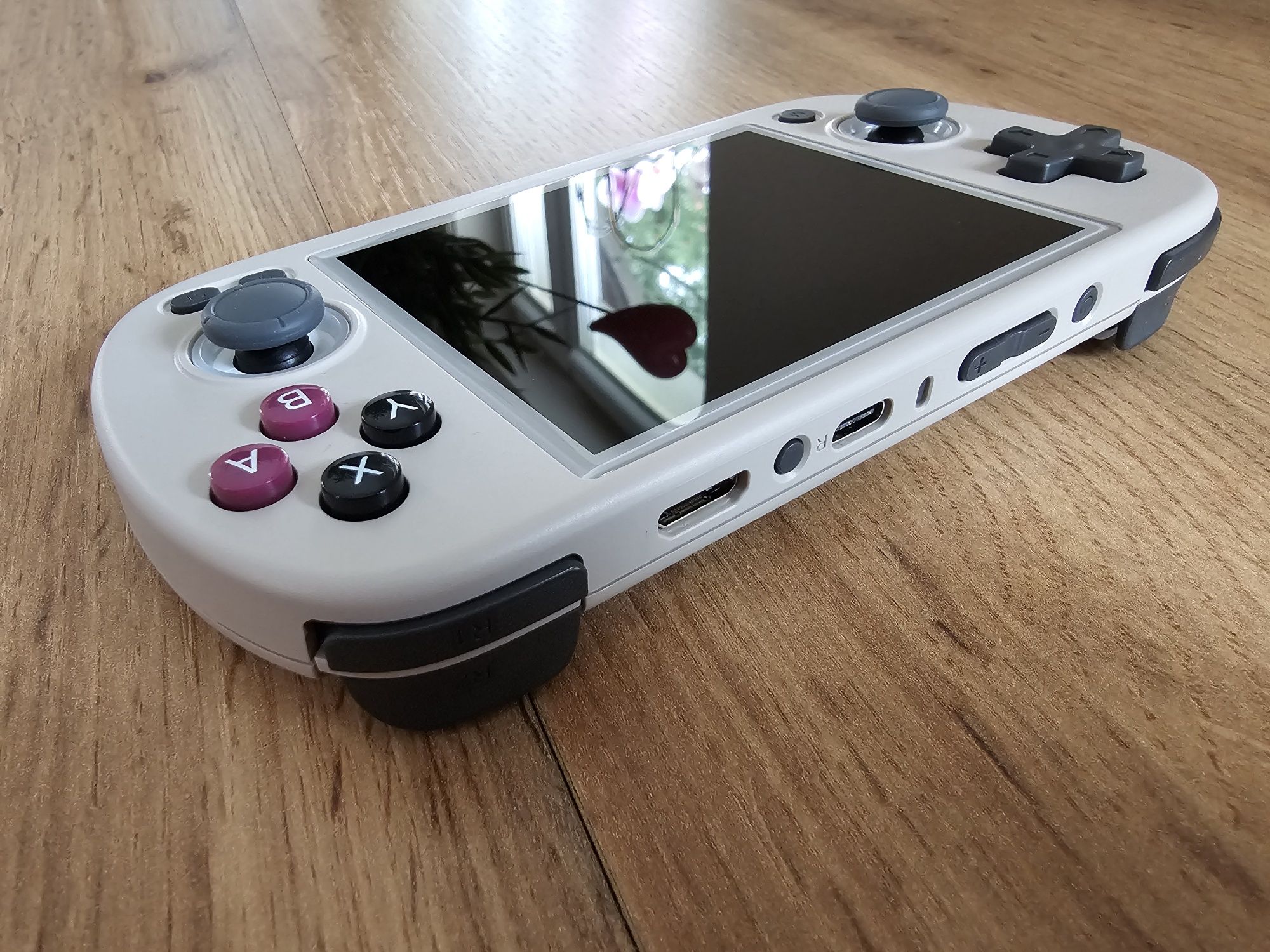 Anbernic RG40XX - NOWA retro konsolka