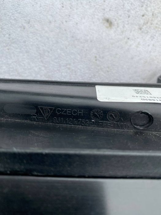 Porsche taycan жалюзі переднього бампера