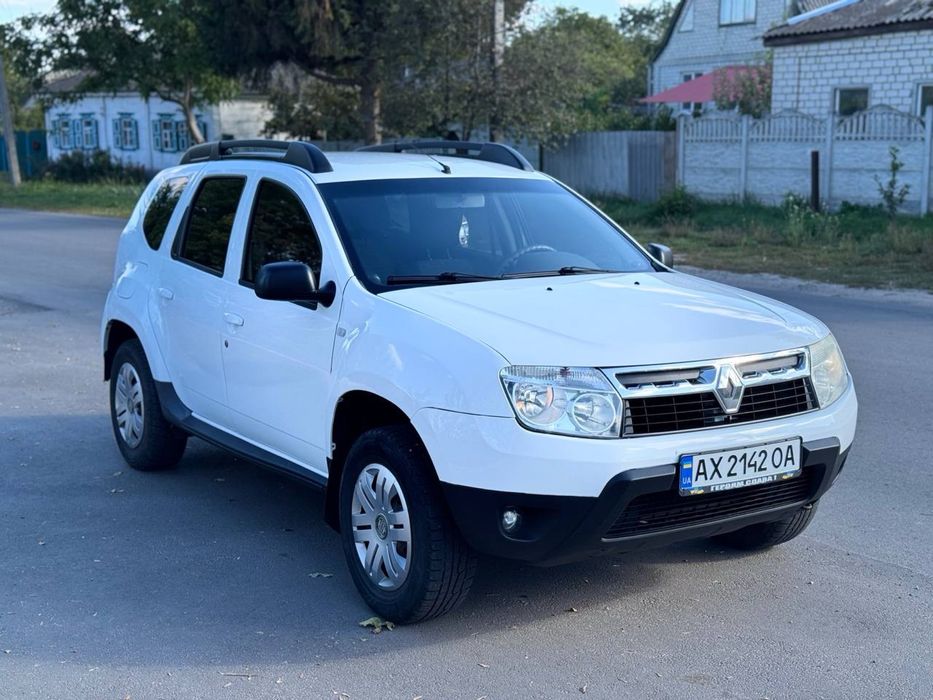 Renault Duster 1.6 газ/бензин
