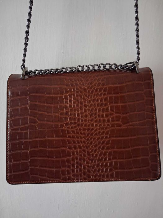 Yves Saint Laurent сумка не шкіра під крокодила коричнева