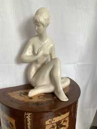 Antyk vinatge art deco figura rzezba cermaiczna porcelnaowa duza