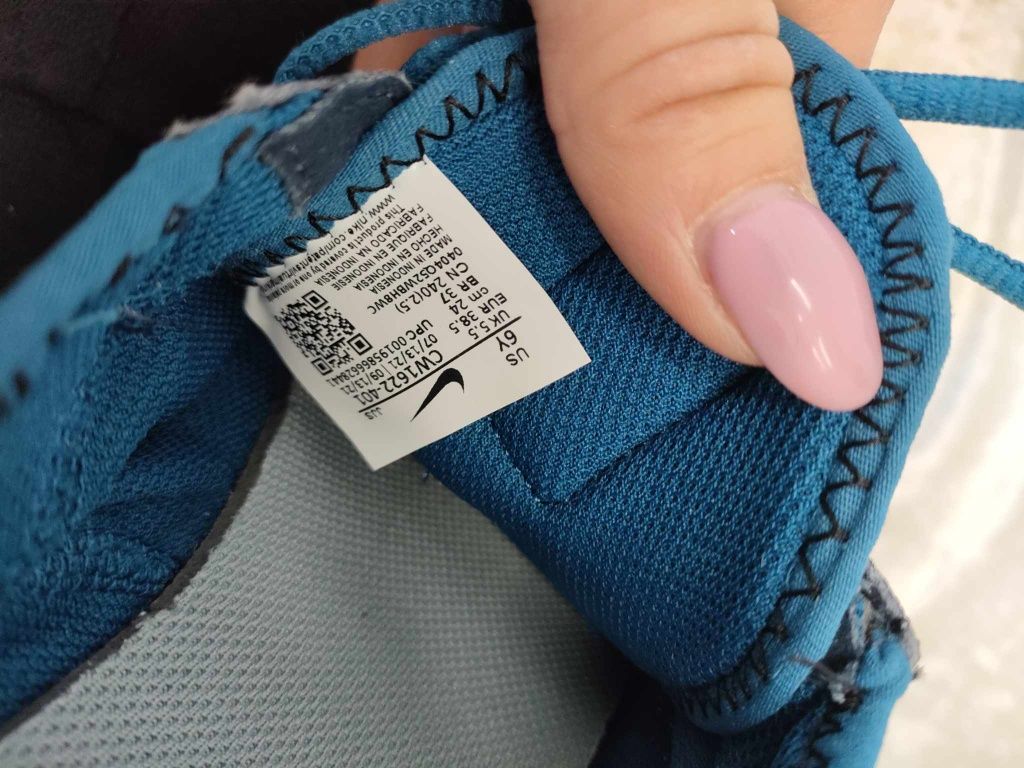 Buty Nike React live