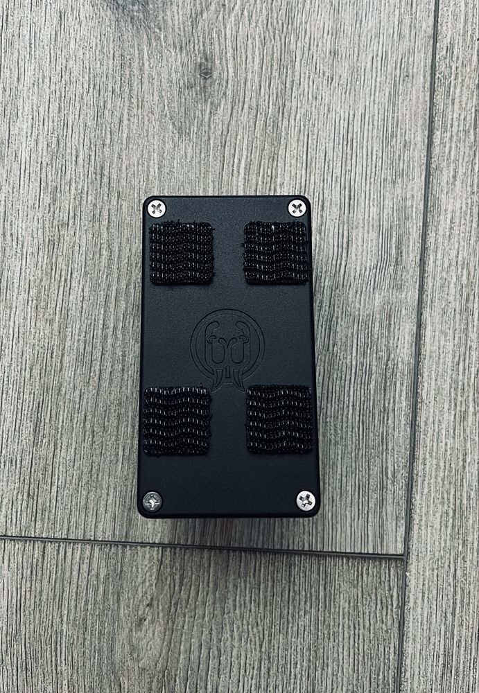 Продам Walrus Audio Canvas Tuner