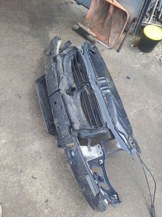 Pas przedni bmw e60 e61