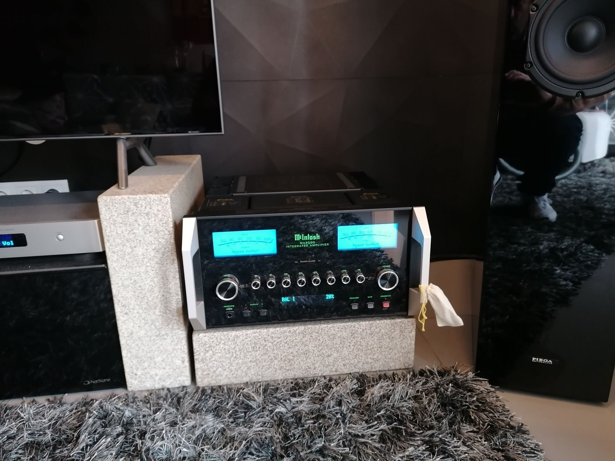 Mcintosh MA9000 - IGUAL A NOVO  -  17400Pvp