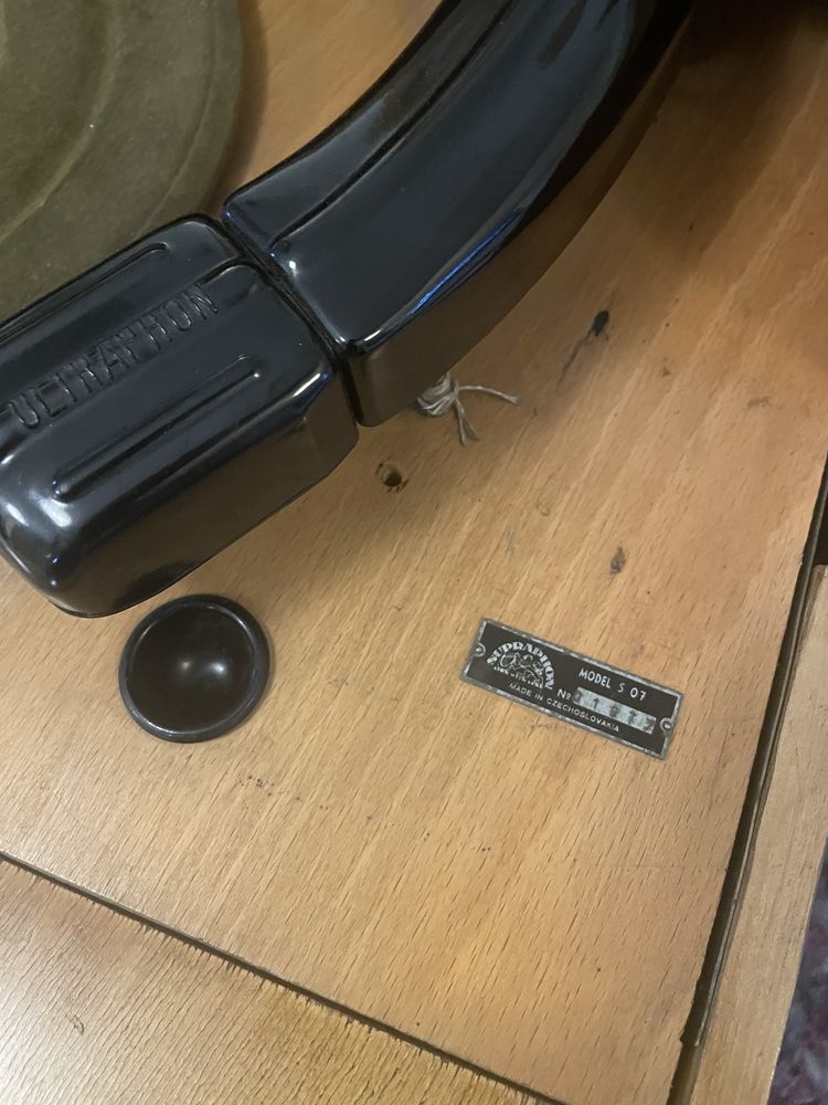 Patefon szafkowy Supraphon s 07 ,rok prod. ok. 1950 ladny stan