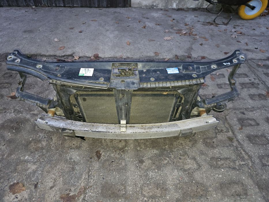 Pas przedni wzmocnienie czołowe chłodnice belka audi A3 8L LIFT 1.6 1.
