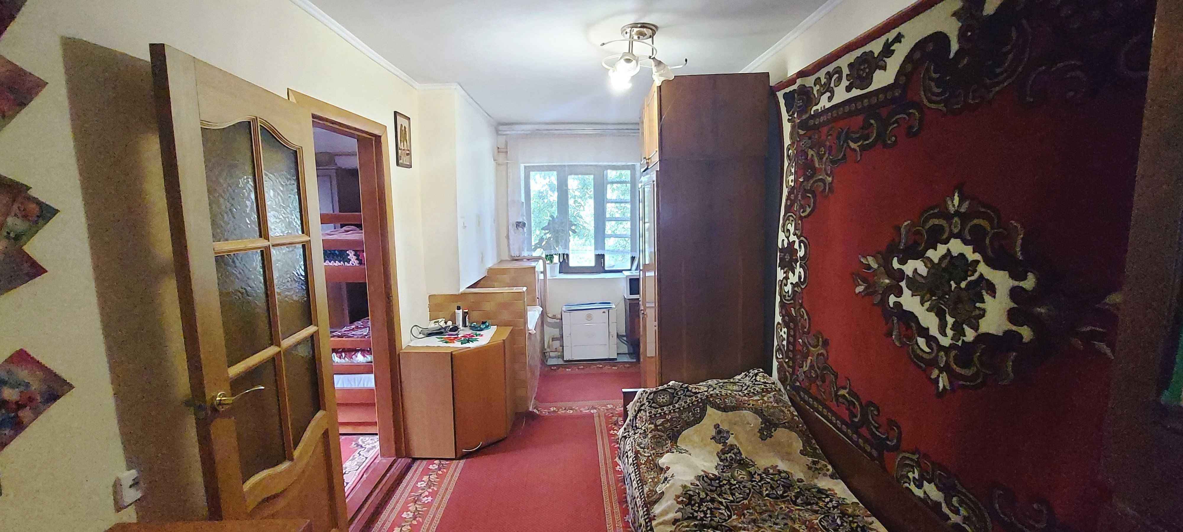Продам будинок з великою ділянкою в 10 км від Вінниці