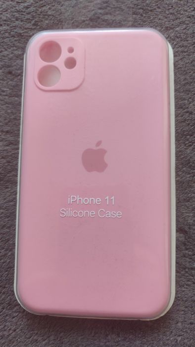 Чехол на телефон iPhone 11