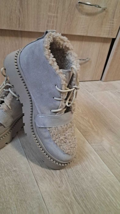 Зимові черевики натуральна замша