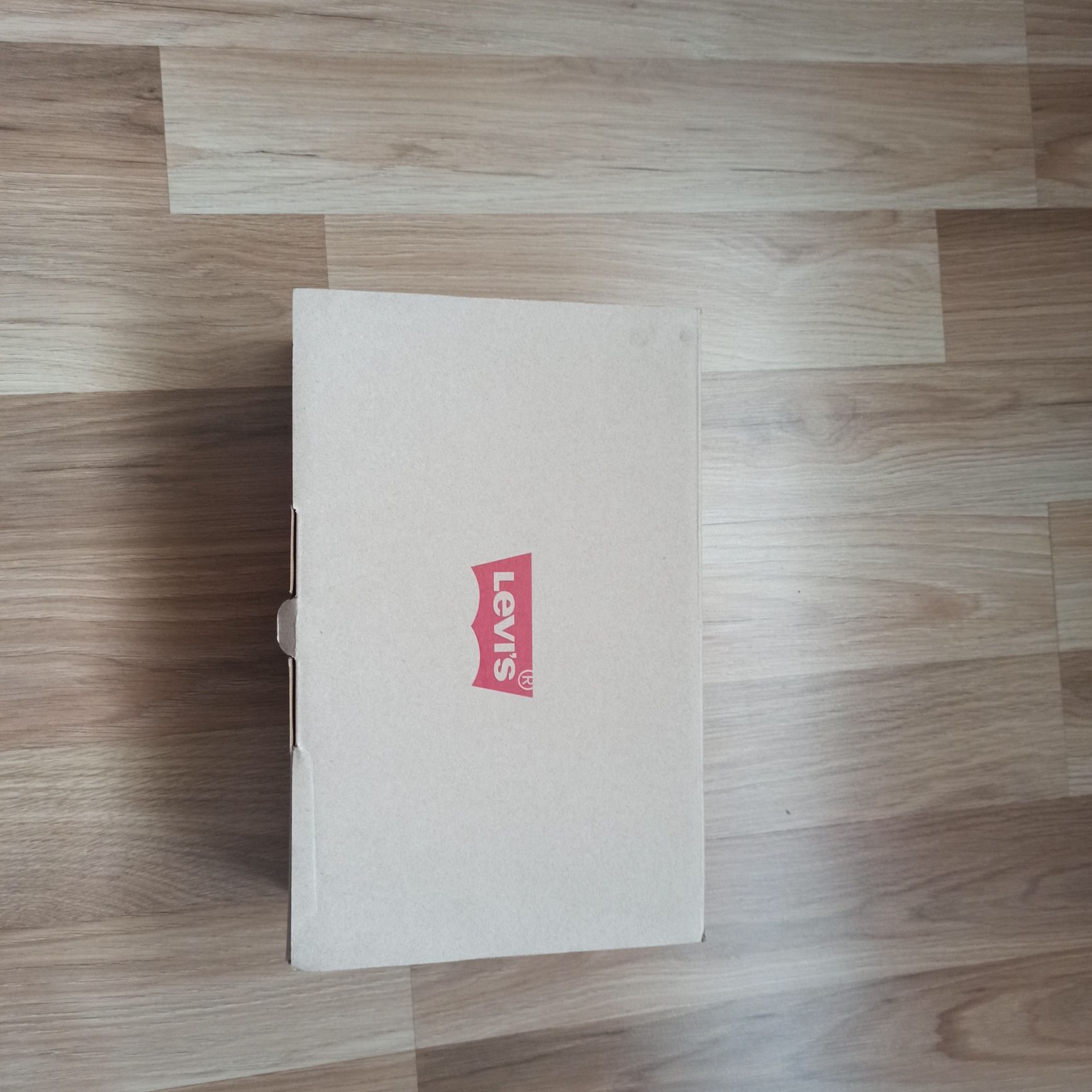 Buty sportowe levis nowe 39 24,5 cm