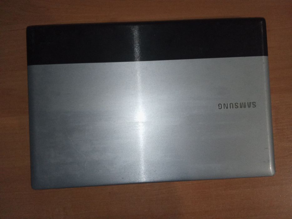 Ноутбук samsung rv511