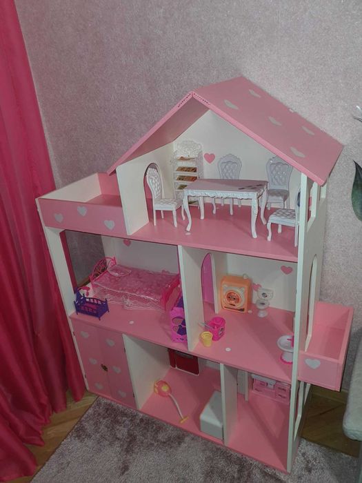 Великий ляльковий будинок з меблями. Чудовий подарунок для дитини!