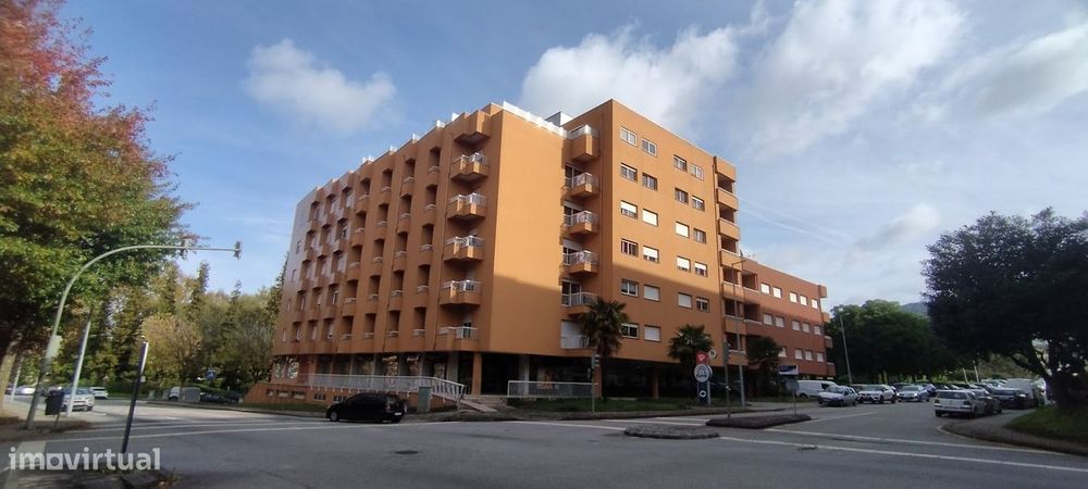 Arrendamento de apartamento T3 em Lamaçães