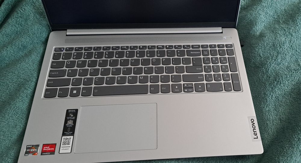 Laptop LENOVO IdeaPad Slim 5