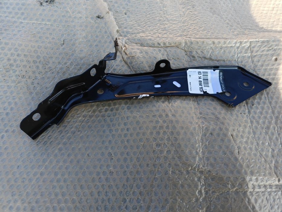 Renault Megane IV 4 15- wspornik błotnika prawy przód mocowanie uchwyt