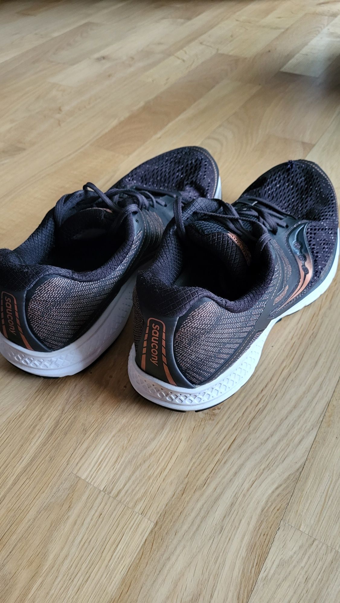 Saucony Ride 10 męskie 46, stan +3