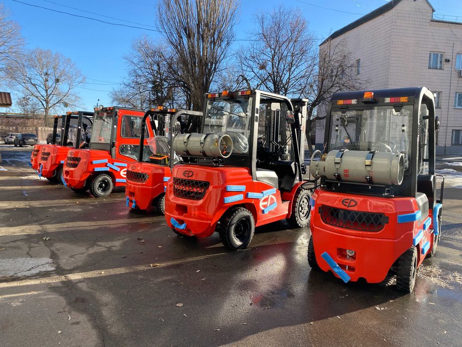 Новий електричний навантажувач EFL252 Li-Ion, 410Ah, 2.5т, 4,8м кабіна