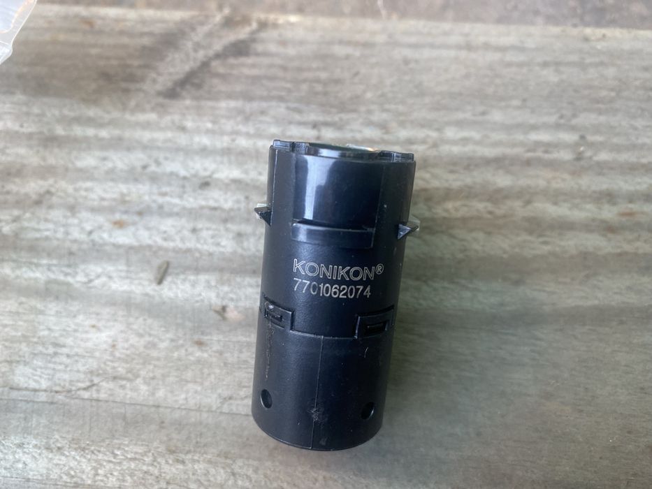 Парктроніки 2шт нові Торг!